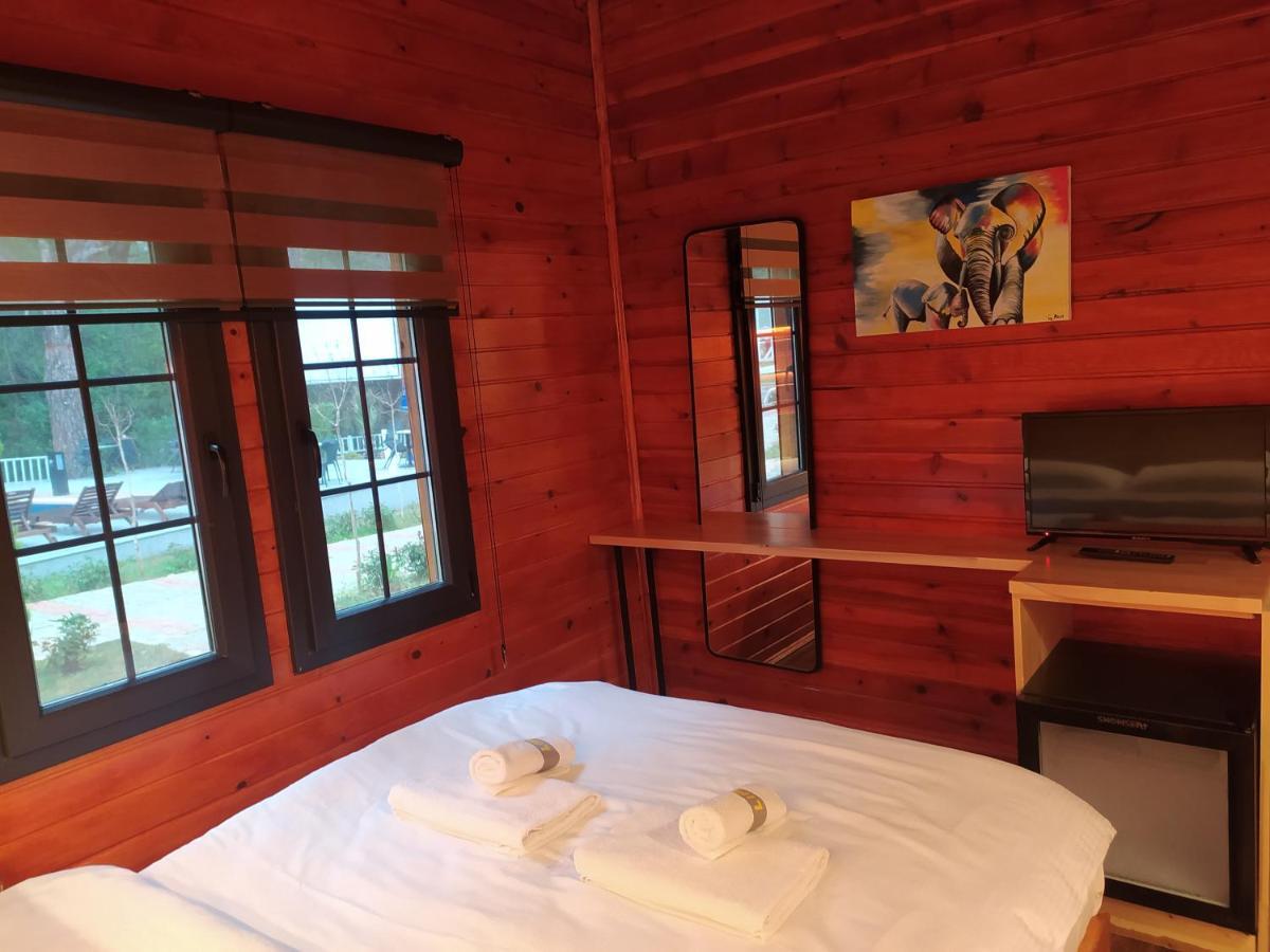 Babylontown Otel Олимпос Екстериор снимка